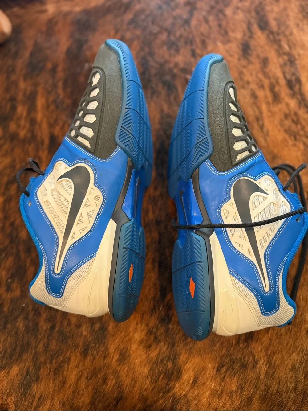 2011 Nike Zoom Breathe 2k11 SZ 13 Blue & White Blk  Tennis Shoes 454127-140 Rare